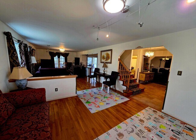 Building Photo - 8120 Paisley Pl