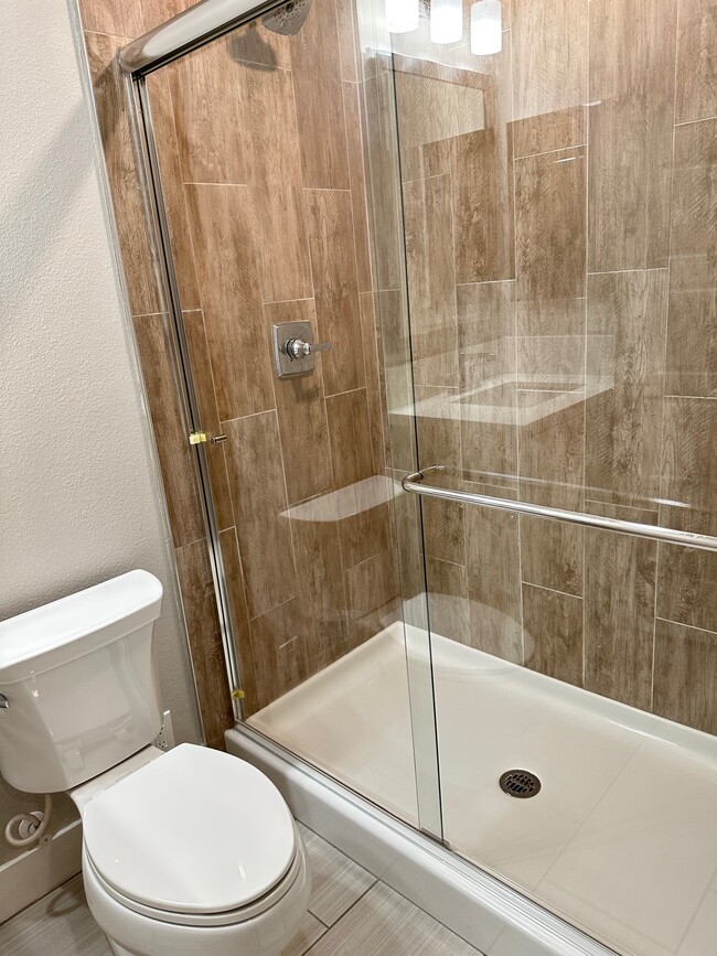 Building Photo - Cessna Lane