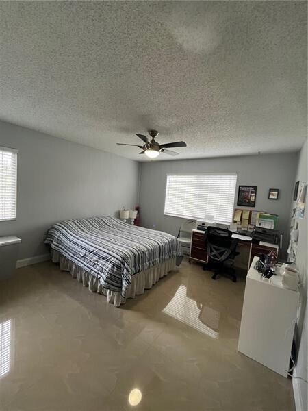 Building Photo - 5051 Wiles Rd