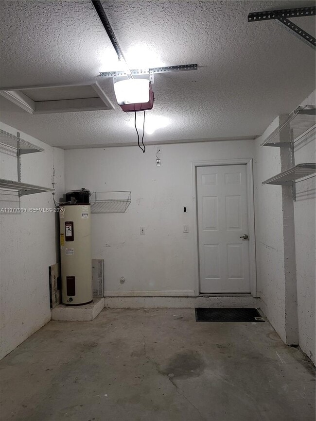 Building Photo - 2118 NW 171st Terrace