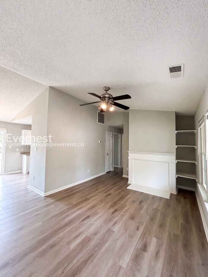 Building Photo - 1228 Capps Hollow Dr