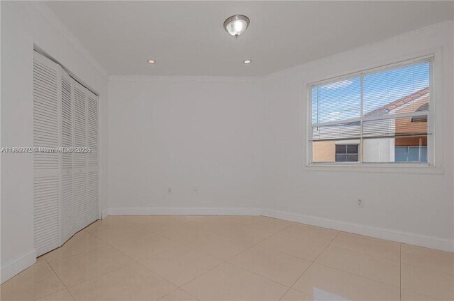 Building Photo - 6292 NW 186th St