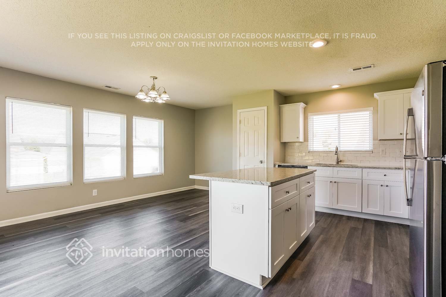 Building Photo - 1136 Tellis Dr