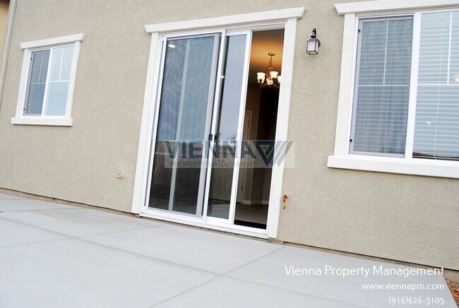 Building Photo - 4331 Gentry Wy