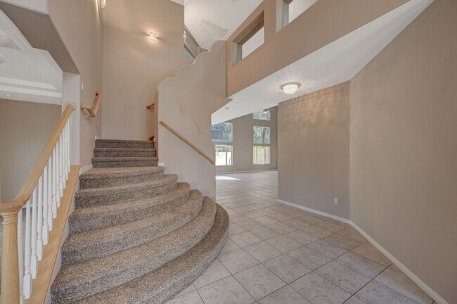 Building Photo - Stunning Green Valley home with a pool in guard gated Legacy