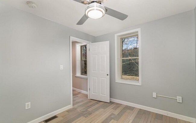 Building Photo - 1228 Market St