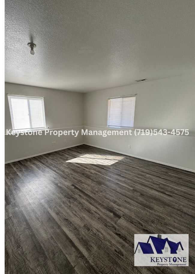 Building Photo - Spacious Pueblo West Duplex 3 Bed/3 Bathroom Unit with 2 Car Garage  $1995/$1995