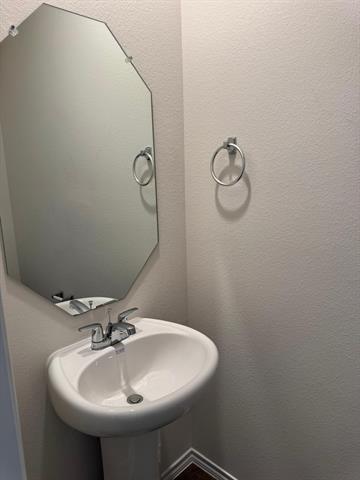 Building Photo - 213 Arbor Dr