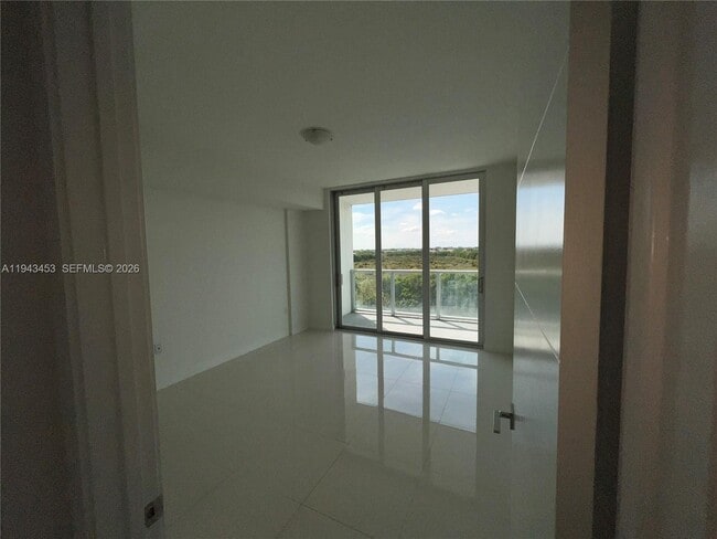 Building Photo - 7825 NW 107th Ave