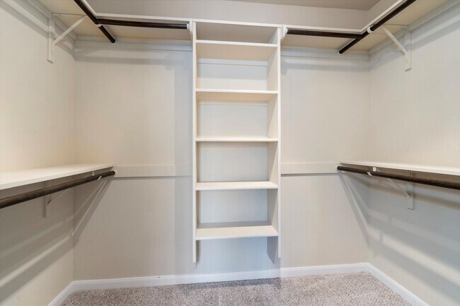 Building Photo - 8600 Harrier Dr