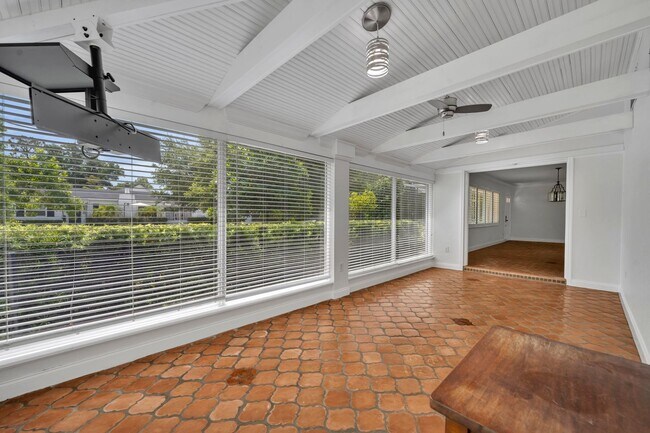 Building Photo - Winter Park Charmer