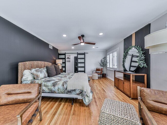 Building Photo - 120 Huntcliff Point NE