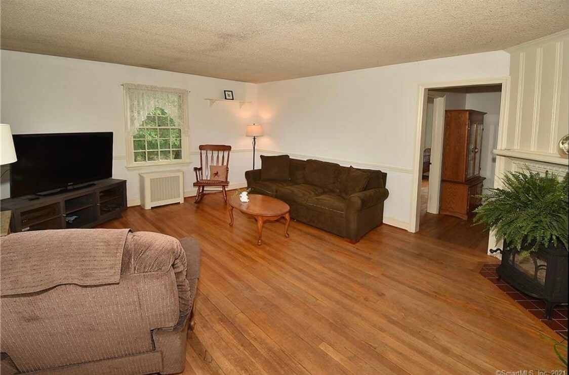 Building Photo - 499 N Eagleville Rd