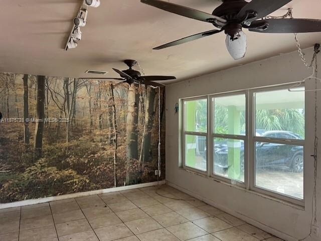 Building Photo - 3038 Arthur St