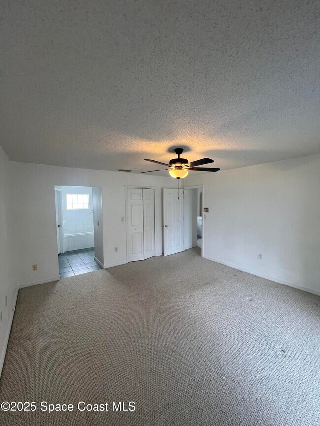 Building Photo - 1213 Old Millpond Rd