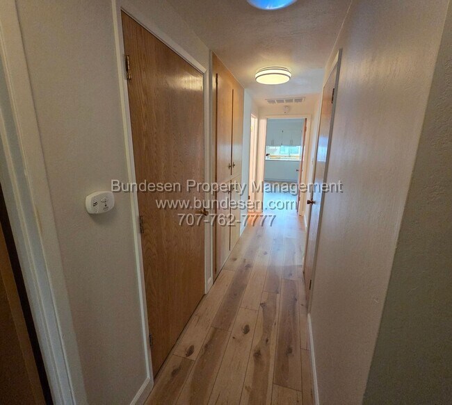 Building Photo - Beautifully updated 2015 Sq. Ft. Ranch-Style Home featuring 4BD/3BA| Brush Creek, Santa Rosa