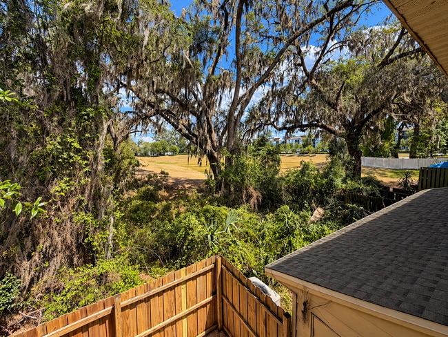 Building Photo - 2BR/1.5BA Townhouse in Mill Run!