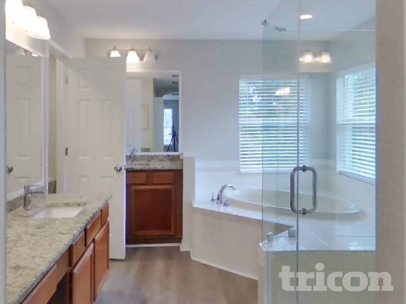 Building Photo - 10636 Deerberry Dr