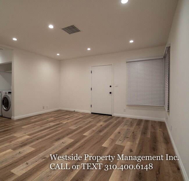 Building Photo - 4274 Elenda St