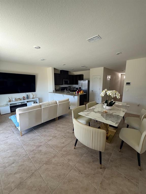 Building Photo - 1419 Plank Pl