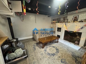 Building Photo - 5 Champney Pl