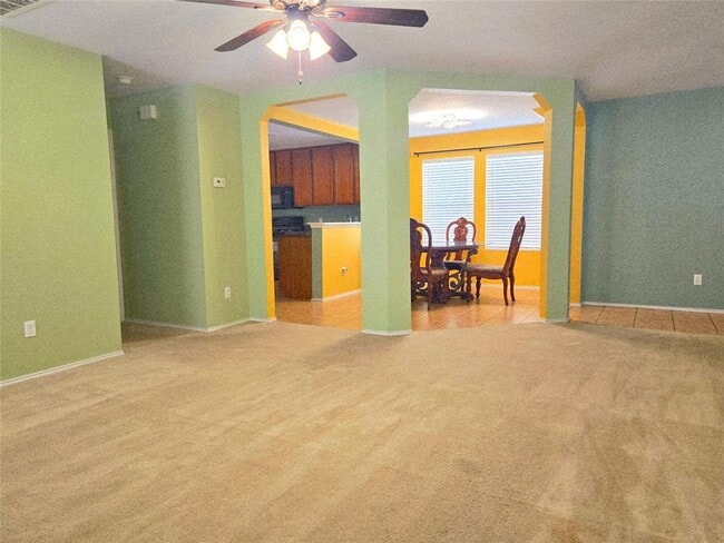 Building Photo - 133 Hillhouse Ln