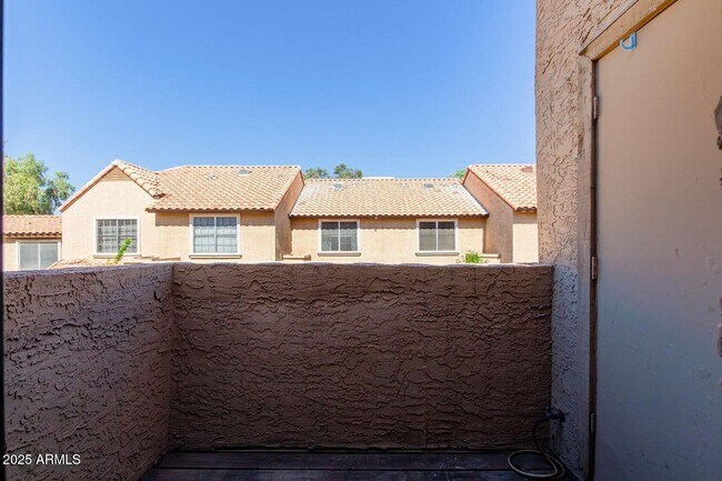 Building Photo - 4601 N 102nd Ave