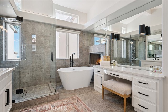 Building Photo - 6410 Lunita Rd