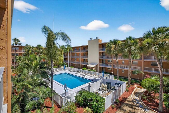 Building Photo - 12760 Indian Rocks Rd