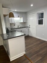 Building Photo - 101 Montfort Dr