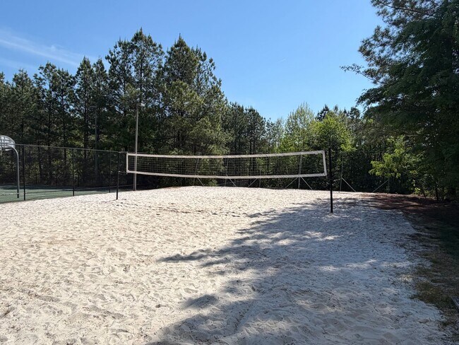 Building Photo - 1615 Elmwood Ct