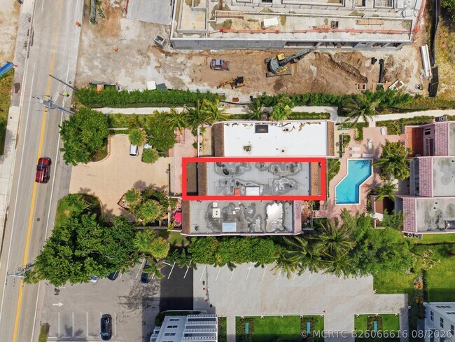 Building Photo - 1173 Hillsboro Mile