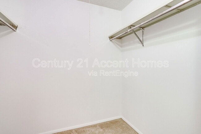 Building Photo - 5328 Larochelle Ct