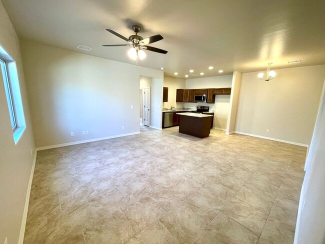 Building Photo - 2024 Built 2 Bedroom Home with 2 Car Garage!