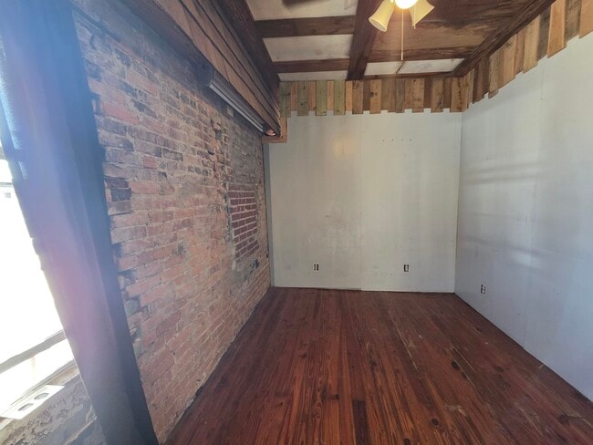 Building Photo - 129 S Jefferson St