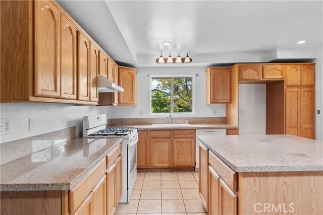 Building Photo - 702 Scripps Dr