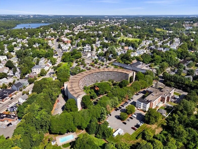 Building Photo - 200 Swanton St