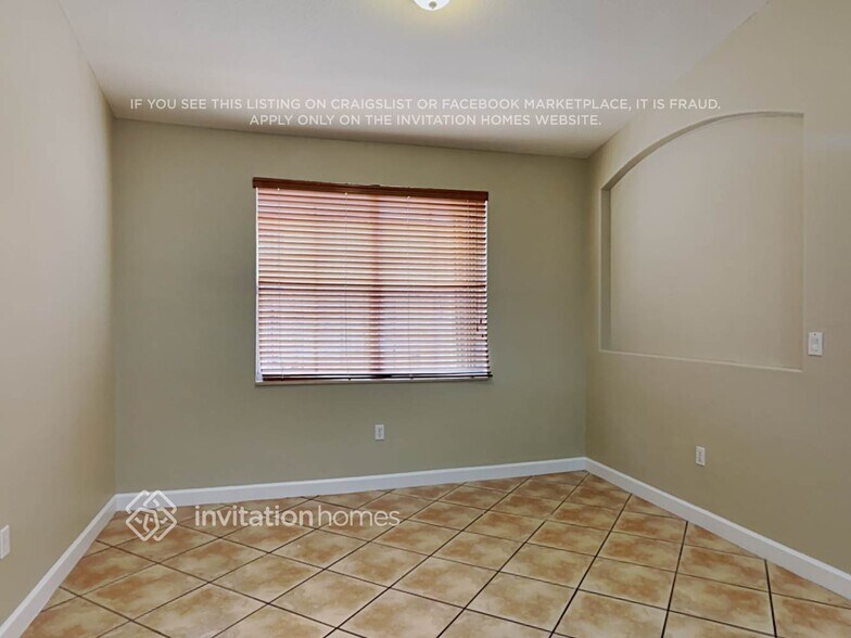 Building Photo - 15063 SW 11th Ln