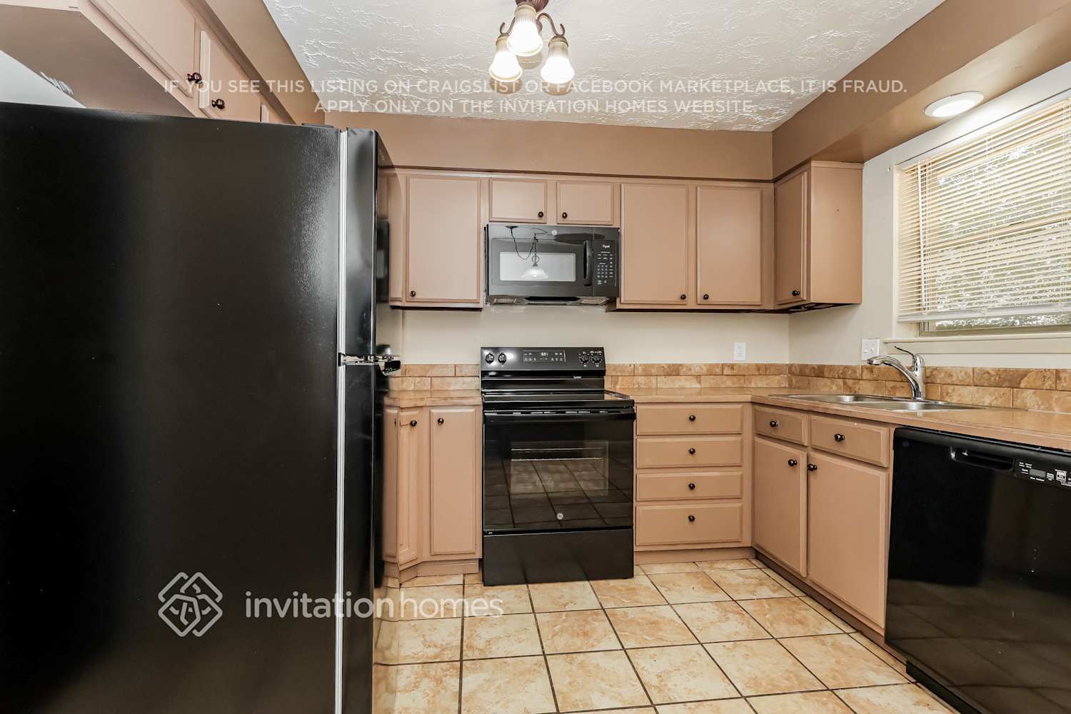 Building Photo - 23414 Lestergate Dr