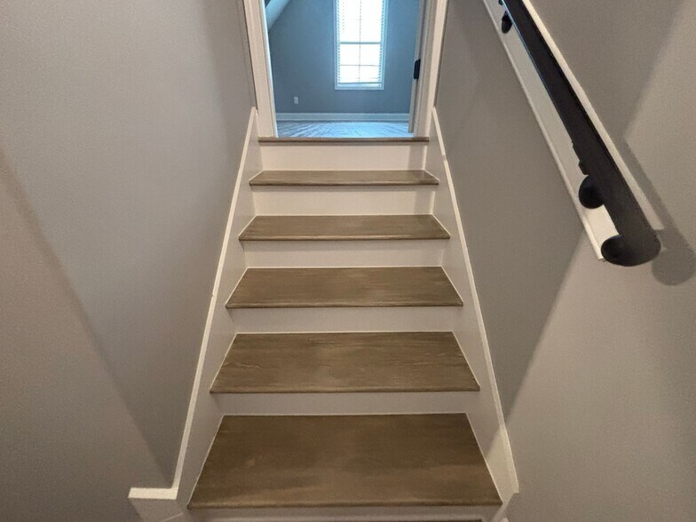 Building Photo - 9986 Messana St