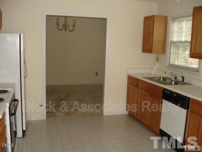 Building Photo - 311 Wax Myrtle Ct