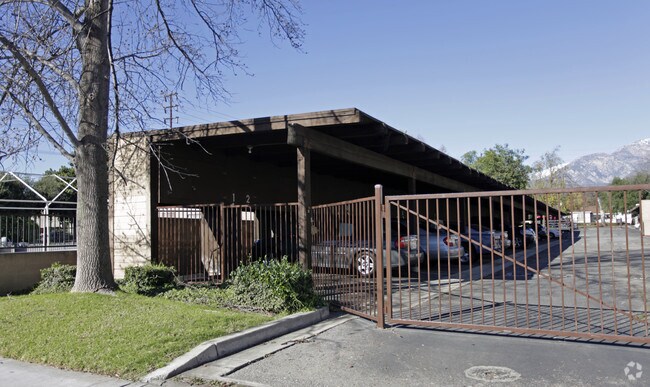 Building Photo - Teknex Apartments