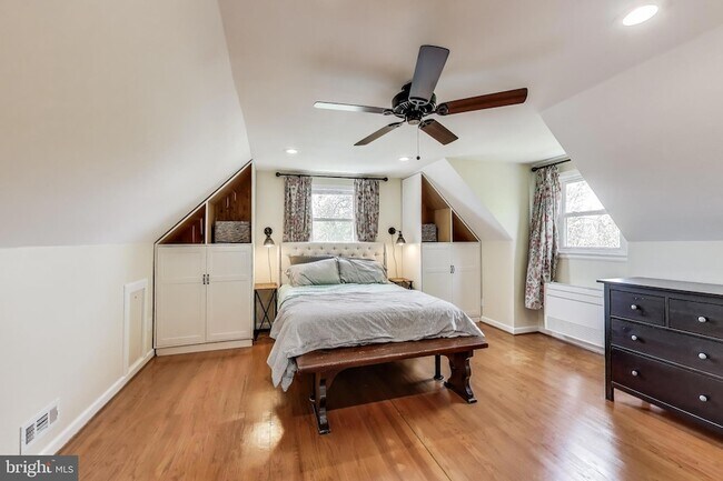 Building Photo - 3316 Harrell St