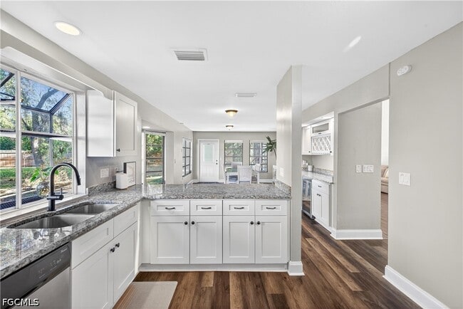 Building Photo - 1576 Beechwood Trail