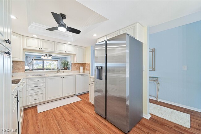 Building Photo - 12621 Kelly Sands Way