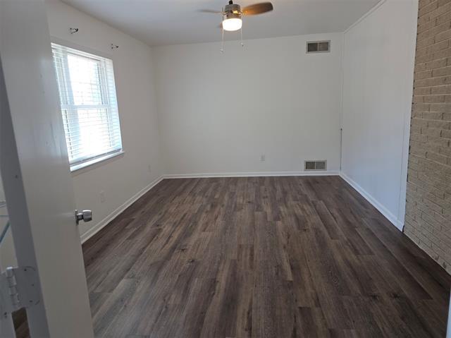 Building Photo - 714 Timberlake Cir