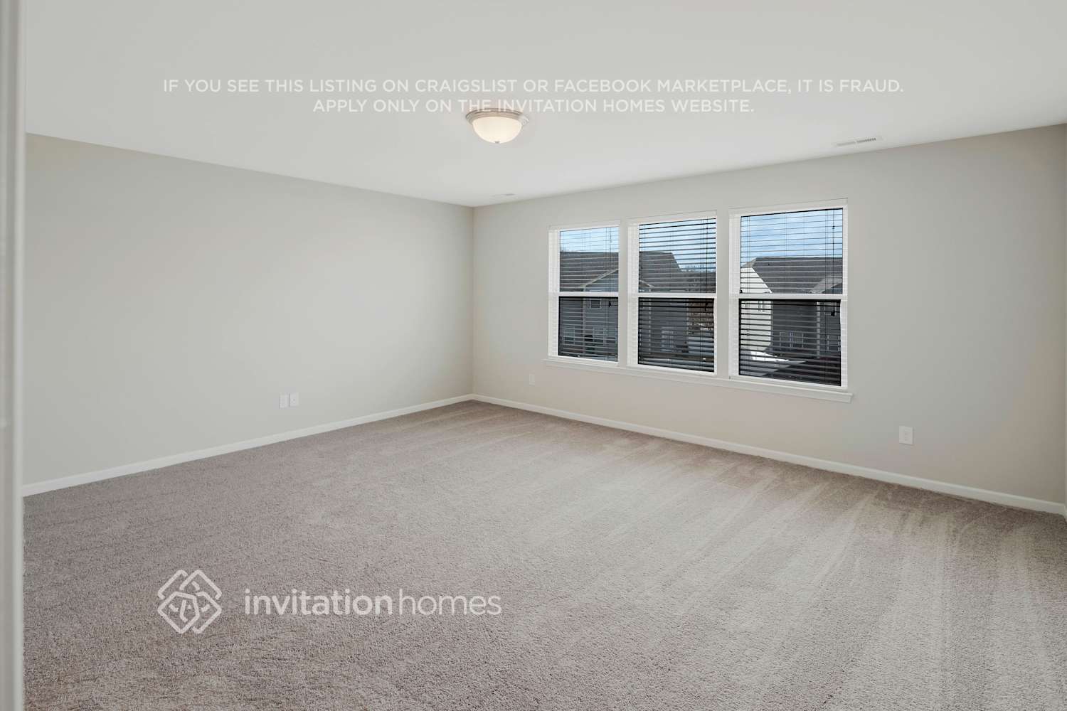 Building Photo - 10225 Snowbell Ct