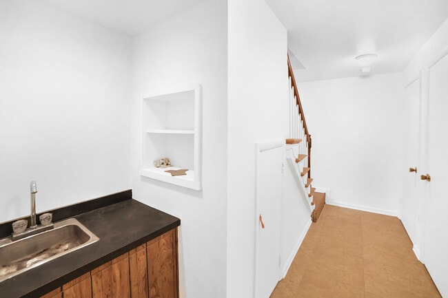 Building Photo - 23 Honey Brook Ln