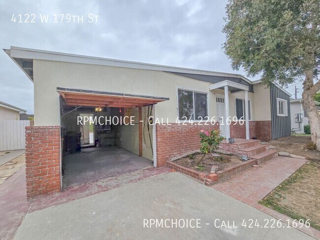 Building Photo - 4122 179th St