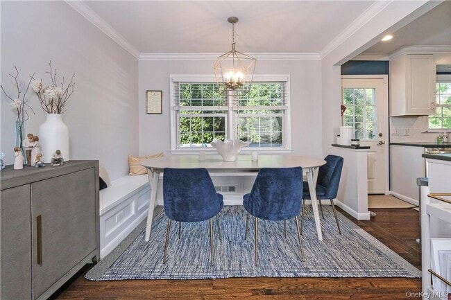 Building Photo - 393 Milton Rd